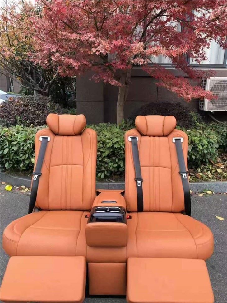 Commercial vehicle seat bed